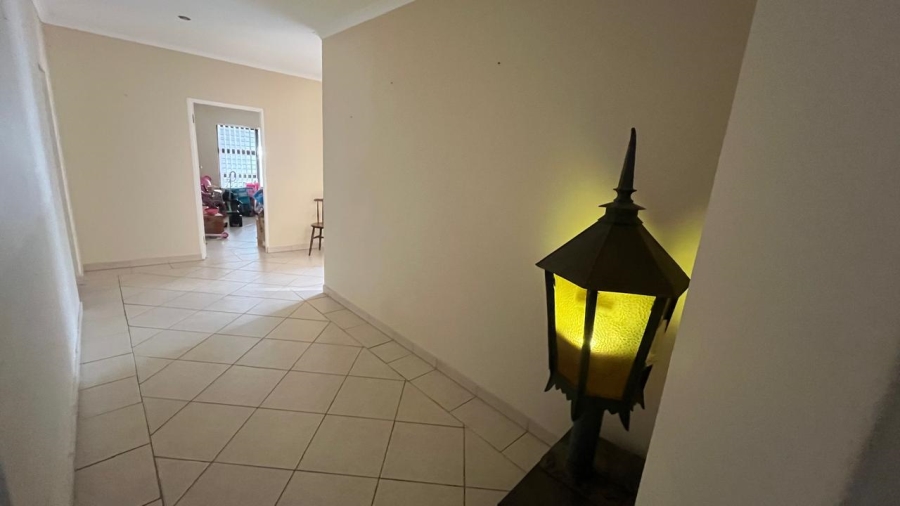 3 Bedroom Property for Sale in Wavecrest Eastern Cape